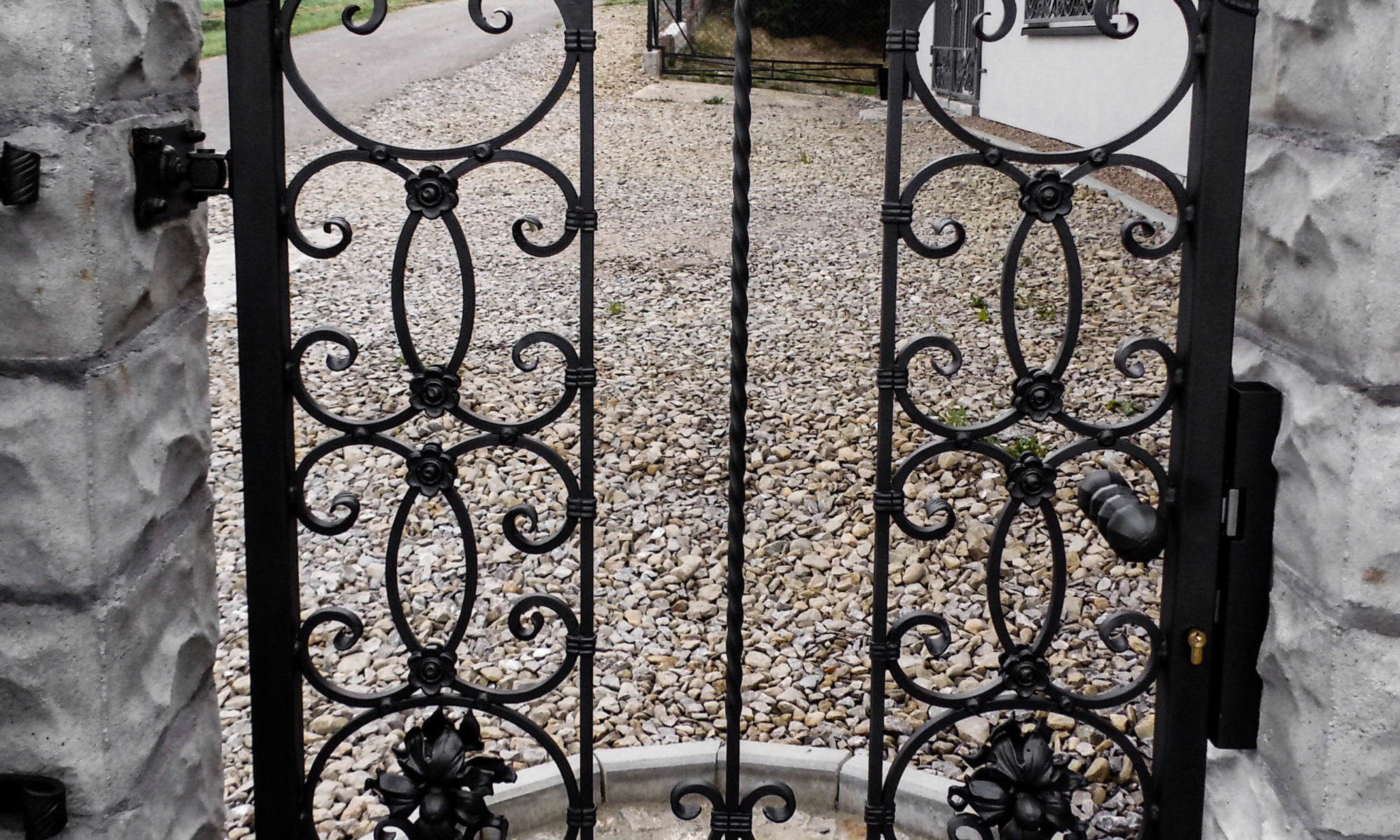 ogrodzenie metalowe tradycyjne (127)