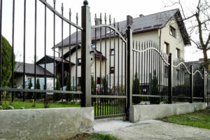 ogrodzenie metalowe tradycyjne (175)