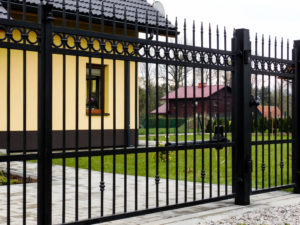 ogrodzenie metalowe tradycyjne (194)