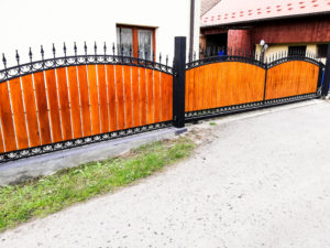 ogrodzenie metalowe tradycyjne (227)