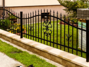 ogrodzenie metalowe tradycyjne (40)