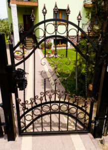 ogrodzenie metalowe tradycyjne (45)