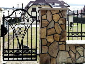 ogrodzenie metalowe tradycyjne (90)